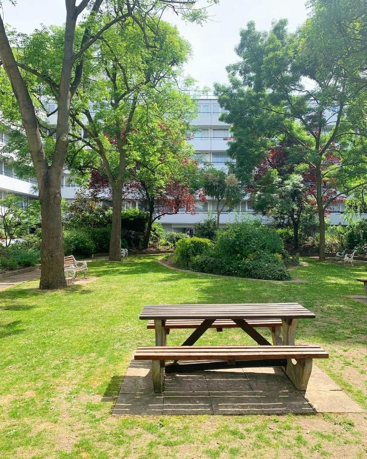 Garden Beautiful Cozy Flat , Recent Decorated. Apartment London Luaran gambar