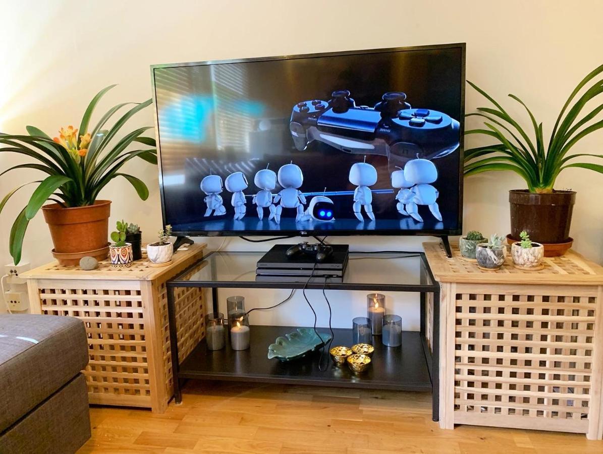 Garden Beautiful Cozy Flat , Recent Decorated. Apartment London Luaran gambar