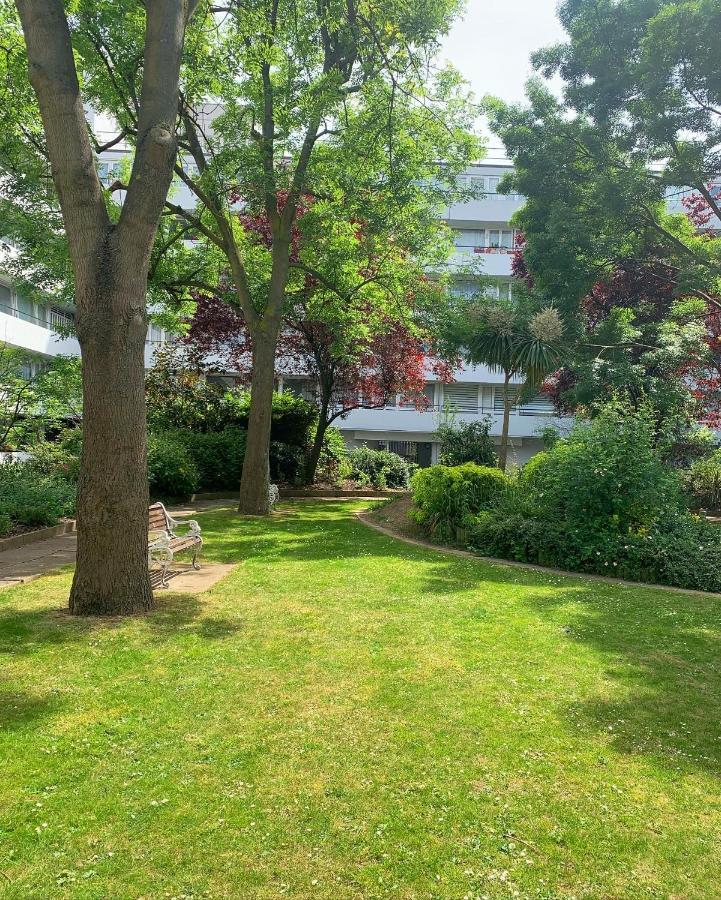 Garden Beautiful Cozy Flat , Recent Decorated. Apartment London Luaran gambar