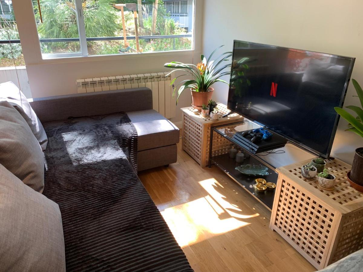 Garden Beautiful Cozy Flat , Recent Decorated. Apartment London Luaran gambar